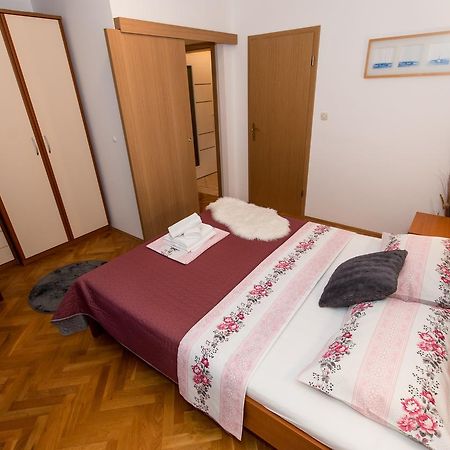 Seaview Apartment Slavica Brela Eksteriør billede