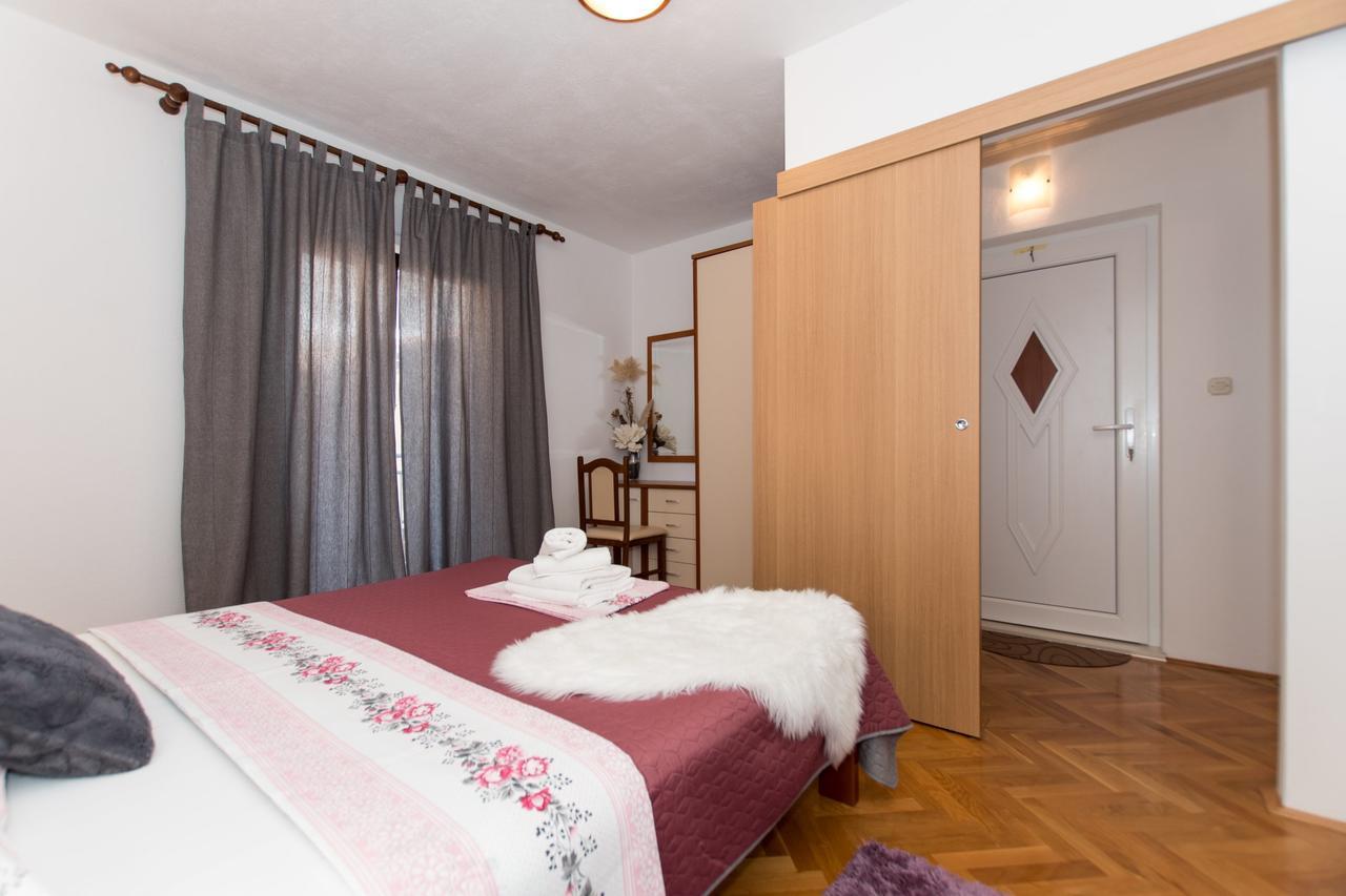 Seaview Apartment Slavica Brela Eksteriør billede