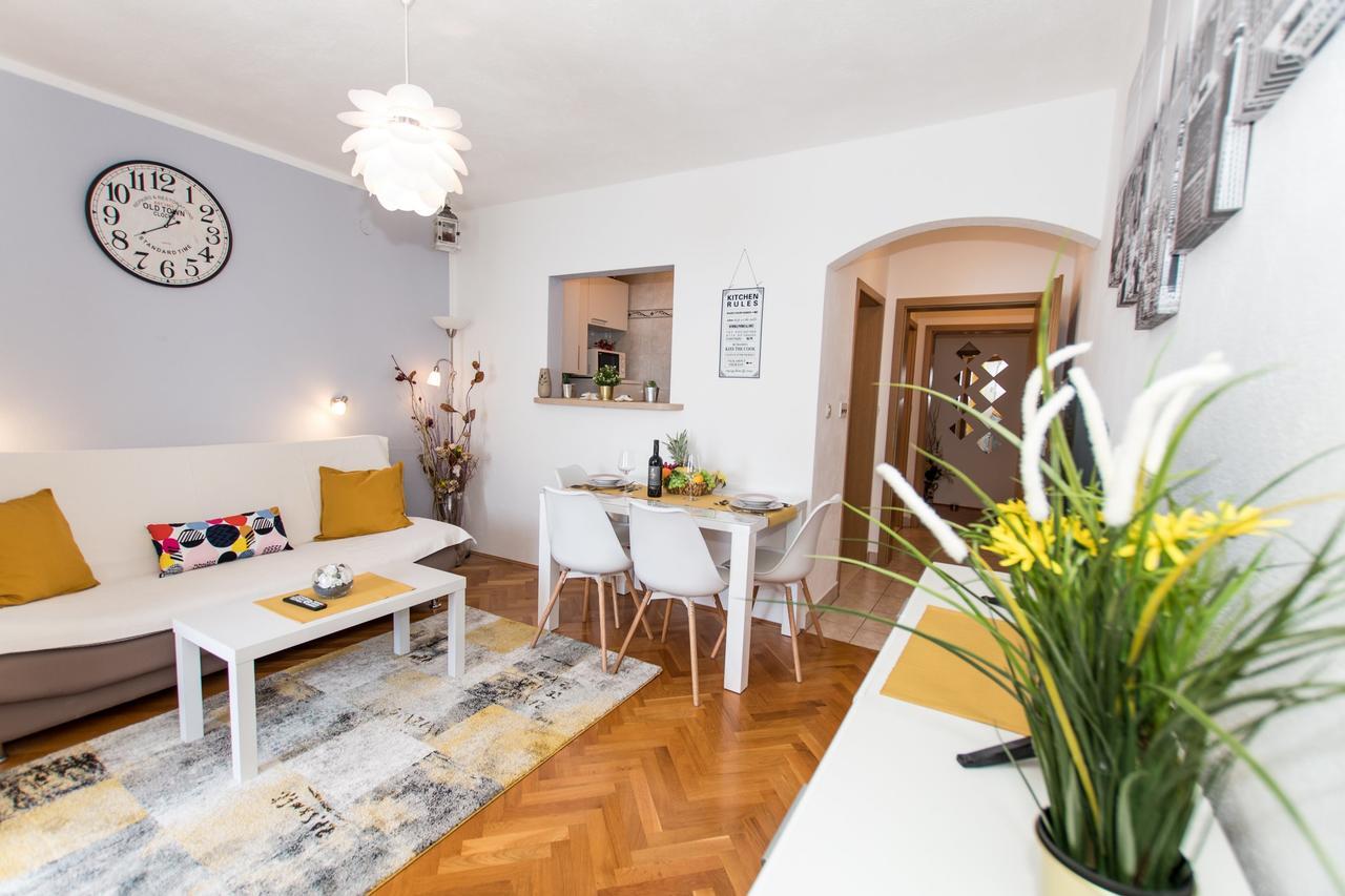 Seaview Apartment Slavica Brela Eksteriør billede