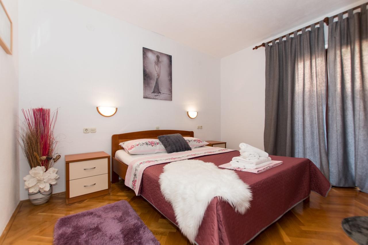 Seaview Apartment Slavica Brela Eksteriør billede